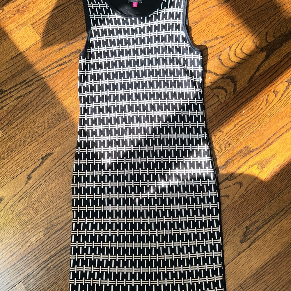 Vince Camuto Black and White Geometric Midi Dress